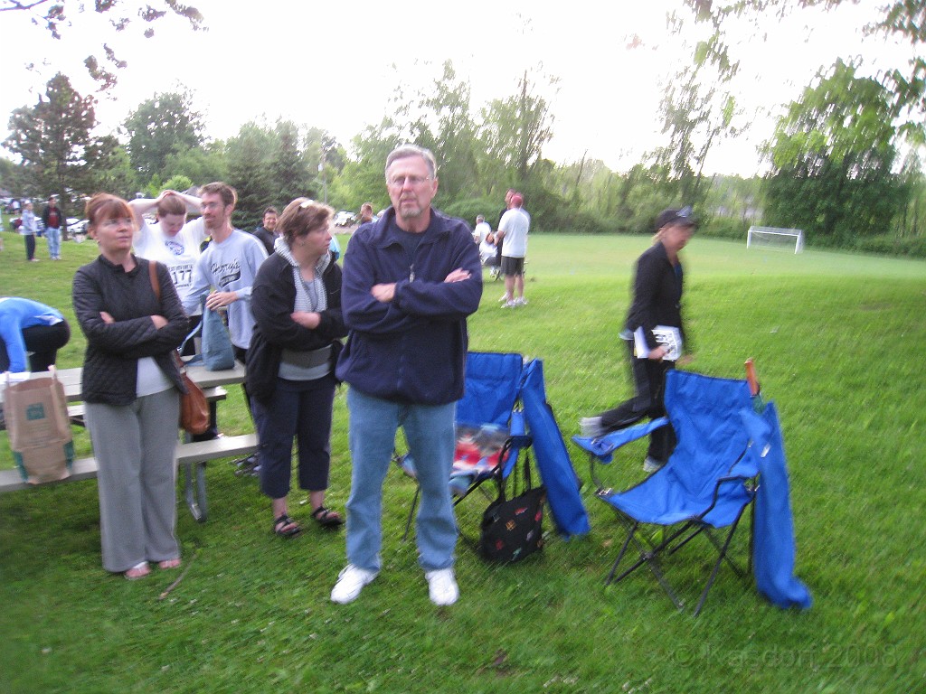 Flirt w Dirt 2009 050.jpg - The Flirt with Dirt 10K held by Running Fit on June 13, 2009. This is part two of the three part Serious Series held each year. It is run at Lakeshore Park in Novi Michigan.